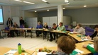 Oli naistenpäivä, jonka kunniaksi Reumaliiton toimitusjohtaja Maria Ekroth jakoi kaikille osallistujanaisille ruusut